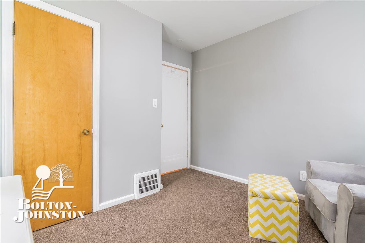 3338 Harding Street Dearborn, MI 48124 - Photo 9 of 26 31368006-8.JPG