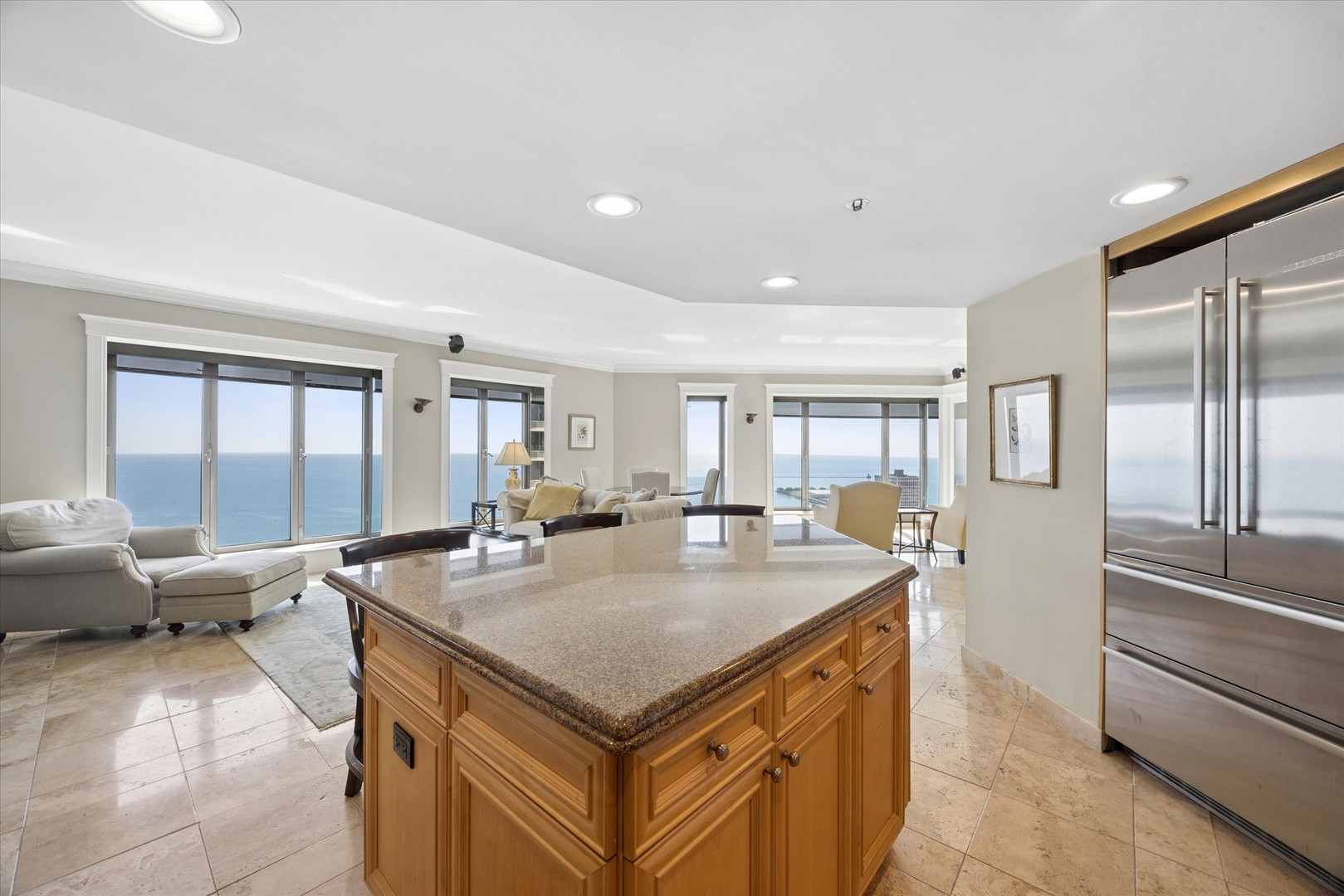950 North Michigan Avenue, Unit 4202 Chicago, IL 60611 - Photo 15 of 33