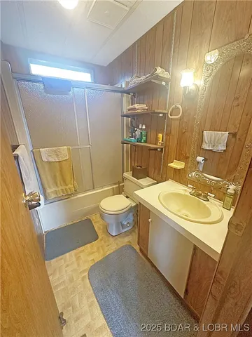 $190,000 | 796 Southeast 1051 Road, Deepwater, MO 64740