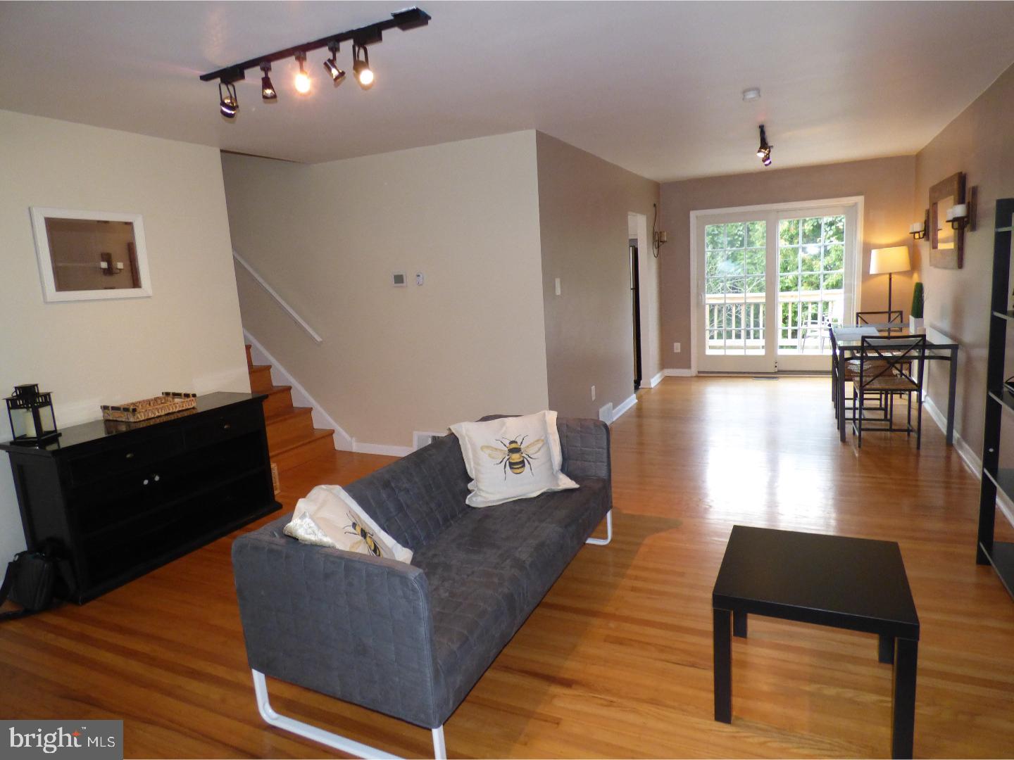 306 Bailey Road Bryn Mawr, PA 19010 - Photo 4 of 25 Living Room