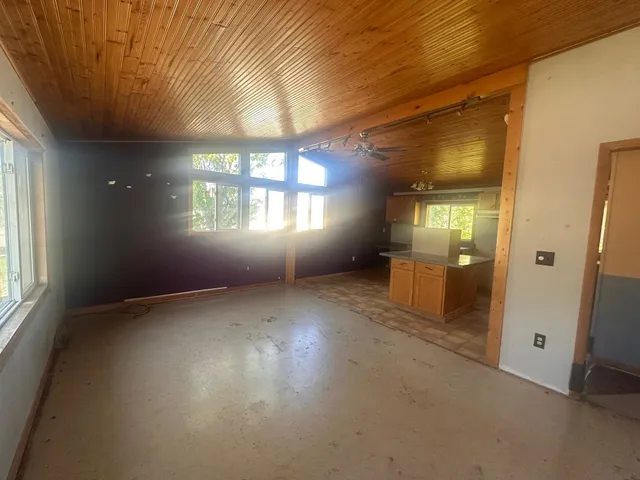 $70,000 | 28 Cypress Boulevard, Babbitt, MN 55706