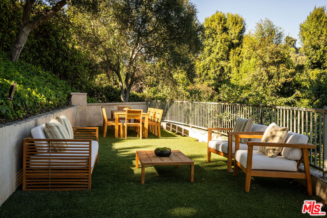 10950 Bellagio Road Los Angeles, CA 90077 - Photo 48 of 55
