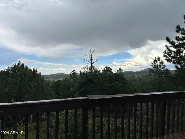 $599,000 | 1467 County Road 3140, Vernon, AZ 85940