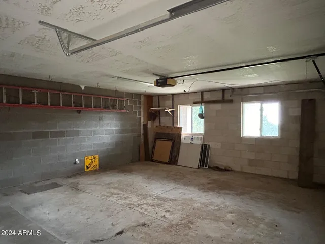 $599,000 | 1467 County Road 3140, Vernon, AZ 85940