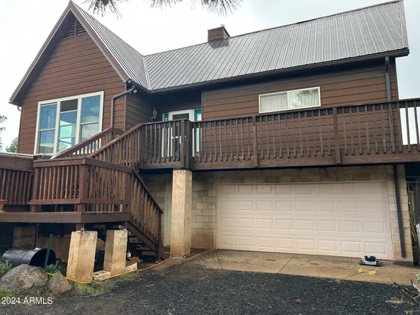 $599,000 | 1467 County Road 3140, Vernon, AZ 85940