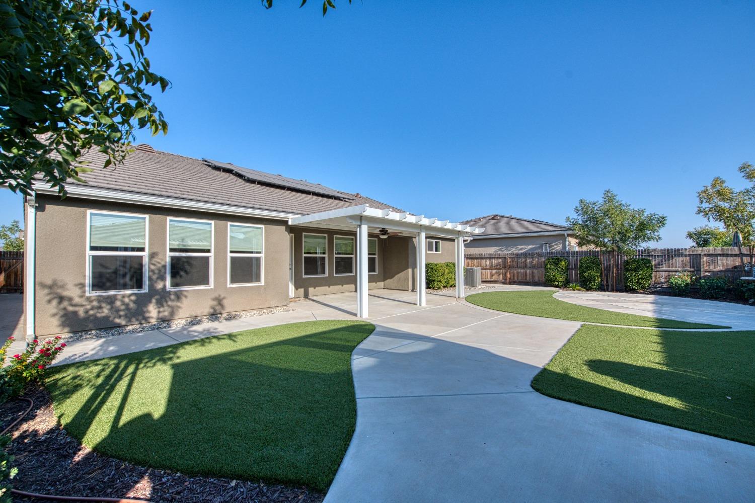466 Cascade Way Madera, CA 93636 - Photo 28 of 34 Gallery Image 28