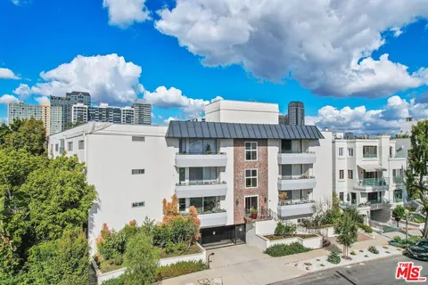 $999,000 | 10725 Ohio Avenue, Unit 2, Los Angeles, CA 90024