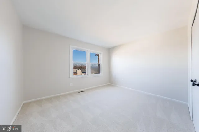 $469,900 | 982 Holborn Court, Sterling, VA 20164