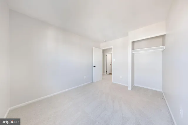 $469,900 | 982 Holborn Court, Sterling, VA 20164