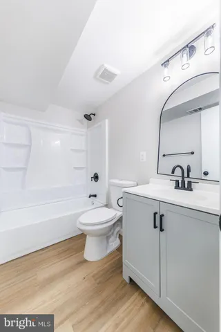 $469,900 | 982 Holborn Court, Sterling, VA 20164