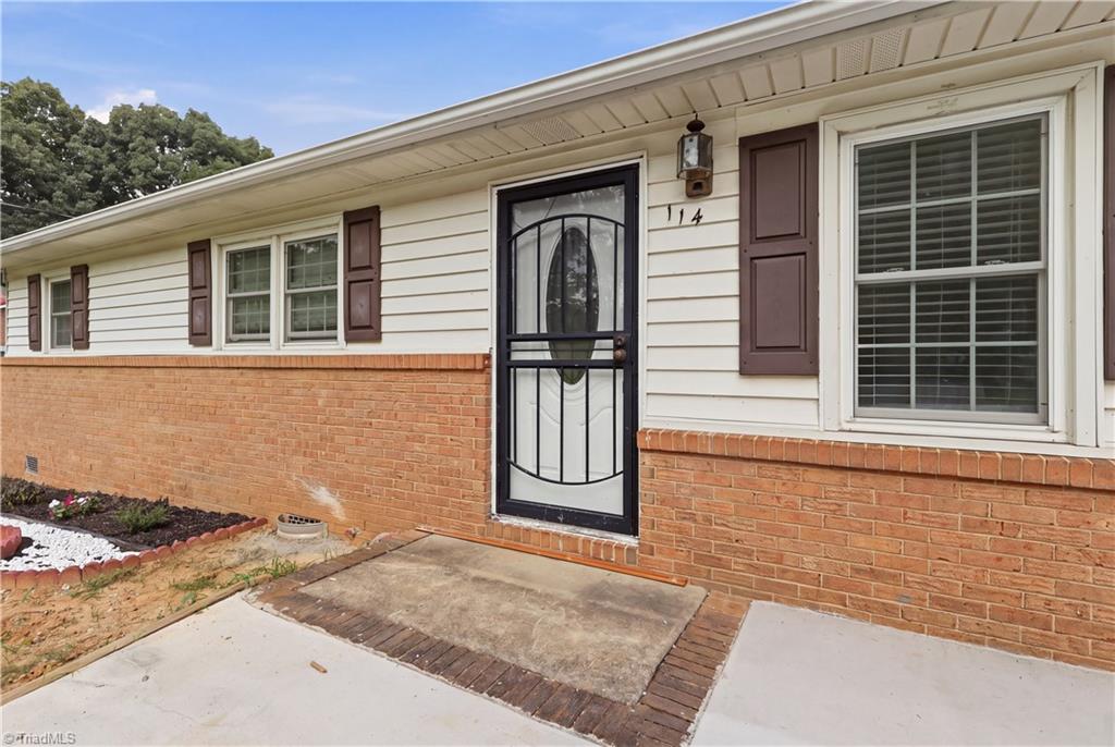 114 North Hall Street High Point, NC 27263 - Photo 4 of 30 Gallery Image 4