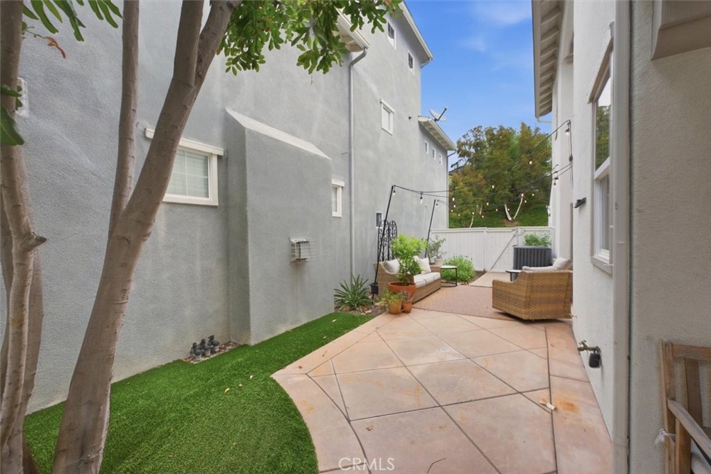 8 Snapdragon Street Ladera Ranch, CA 92694 - Photo 48 of 59