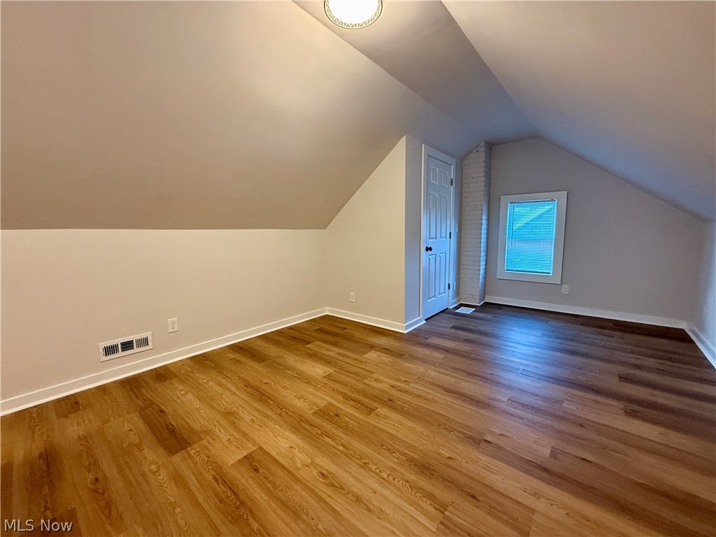 2216 Barrington Road University Heights, OH 44118 - Photo 28 of 33
