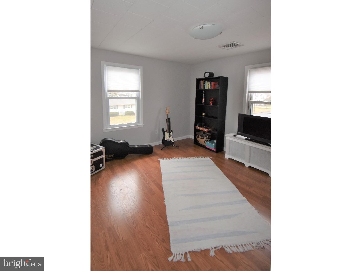 321 Chestnut Street Delran, NJ 08075 - Photo 19 of 24 Bedroom