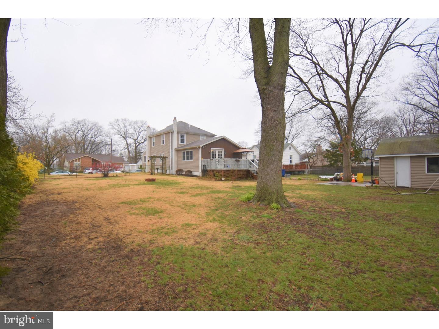 321 Chestnut Street Delran, NJ 08075 - Photo 3 of 24 Exterior Back