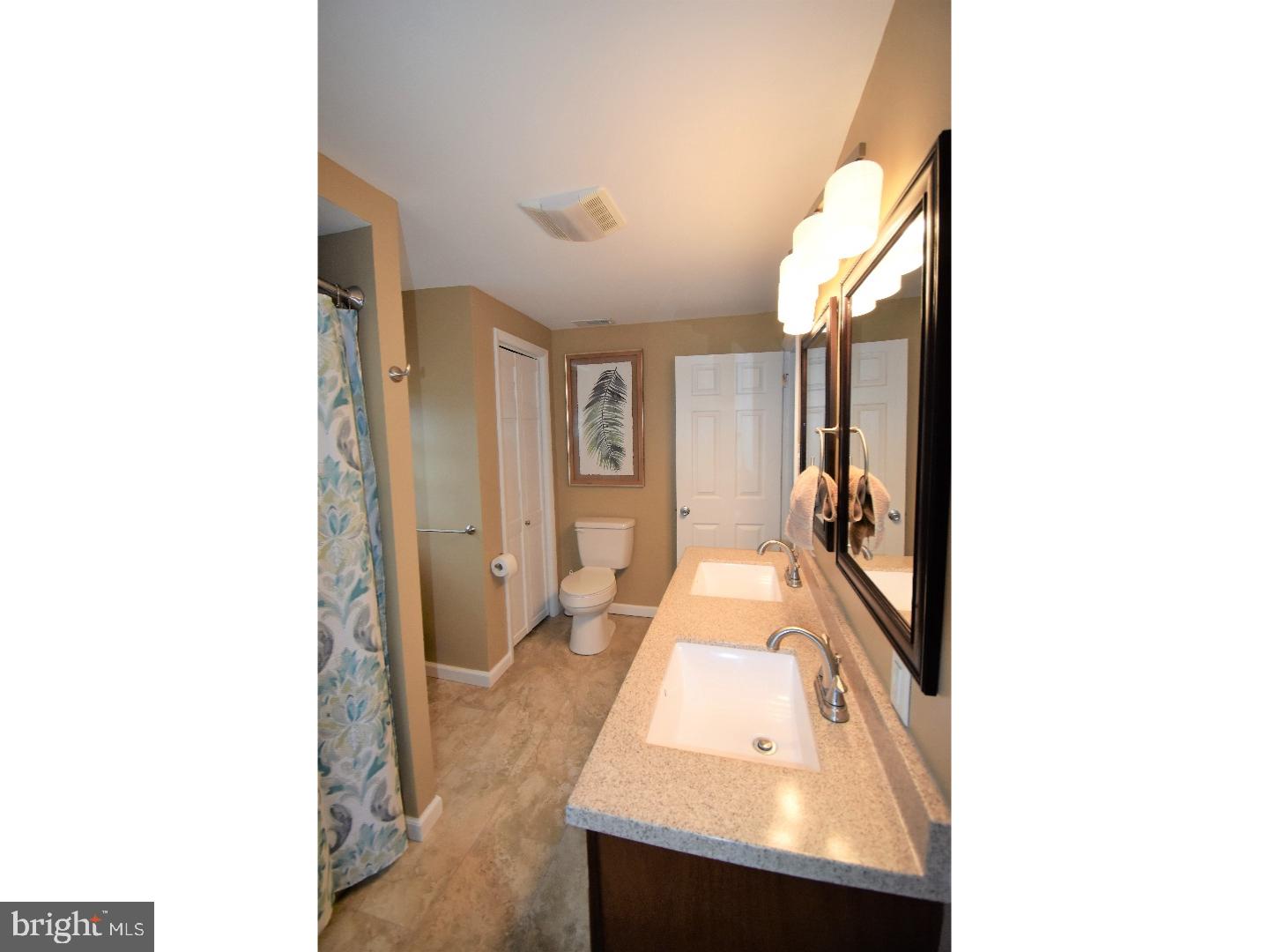 321 Chestnut Street Delran, NJ 08075 - Photo 22 of 24 Bathroom
