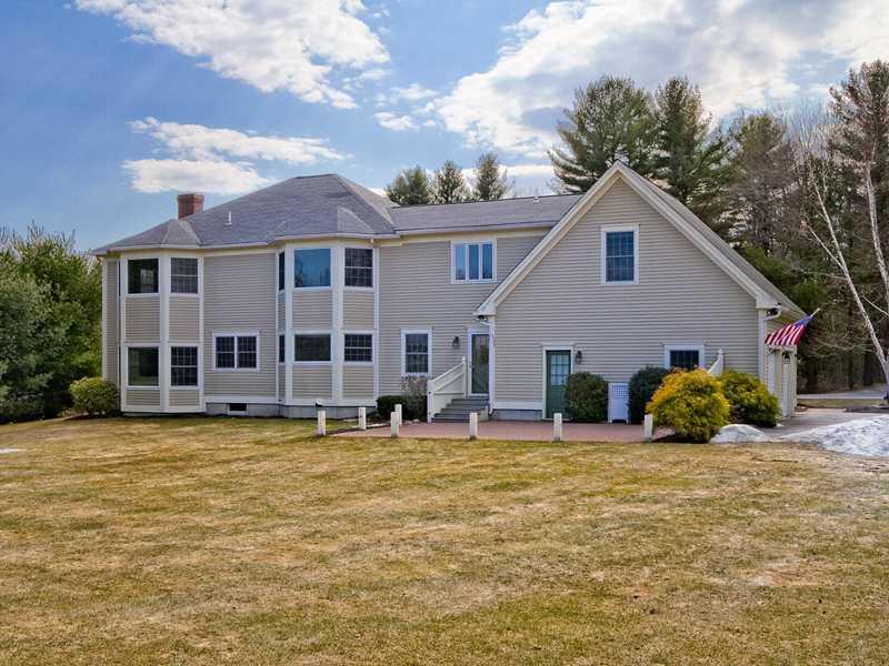 21 Inverness Road Falmouth, ME 04105 - Photo 29 of 29 Exterior Back.