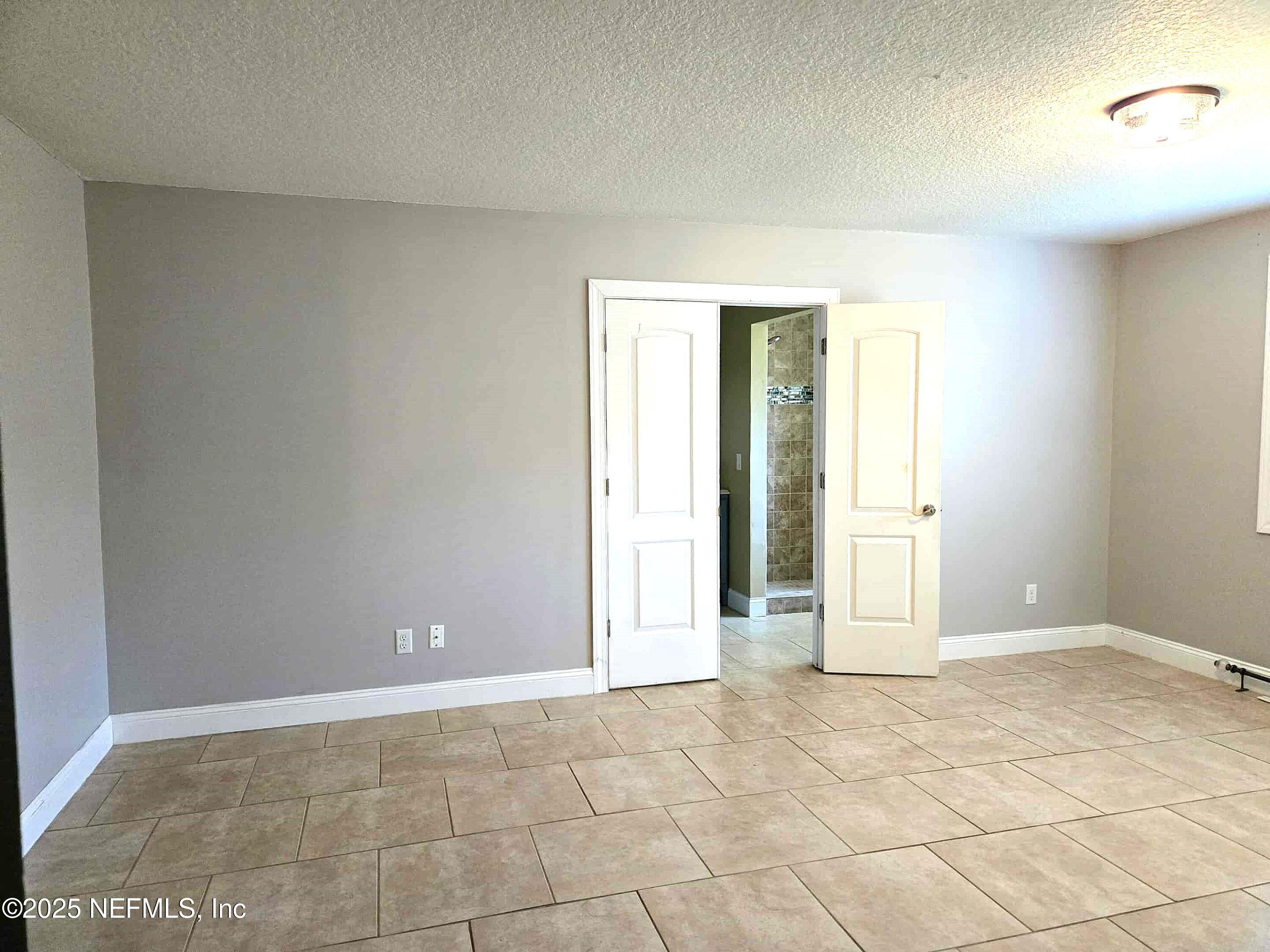 2822 Circle Ridge Drive Orange Park, FL 32065 - Photo 21 of 41 Primary Bedroom