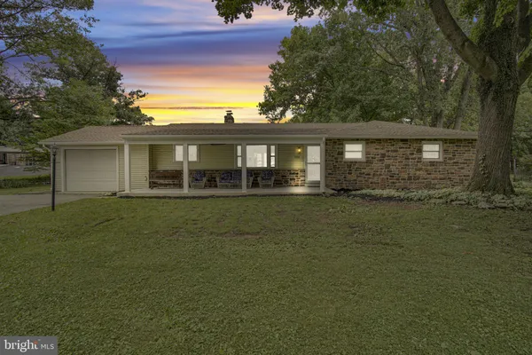 $369,900 | 1003 Rockledge Drive, Carlisle, PA 17015