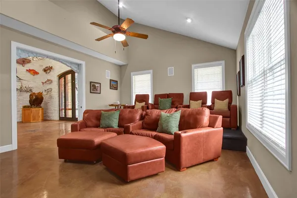 $750,000 | 21405 Whispering Pines, Humble, TX 77338