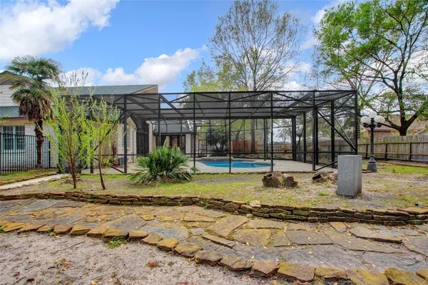 $750,000 | 21405 Whispering Pines, Humble, TX 77338