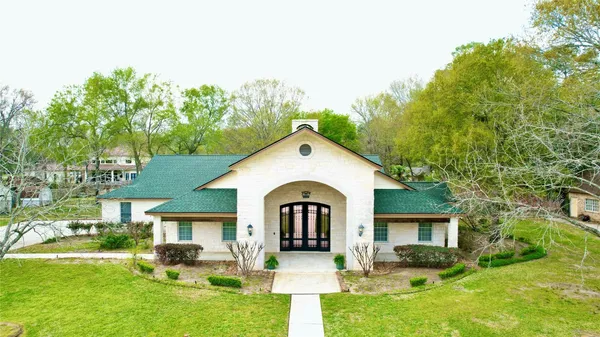 $750,000 | 21405 Whispering Pines, Humble, TX 77338