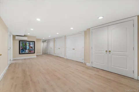 $2,048,000 | 5 Fox Lane, Locust Valley, NY 11560