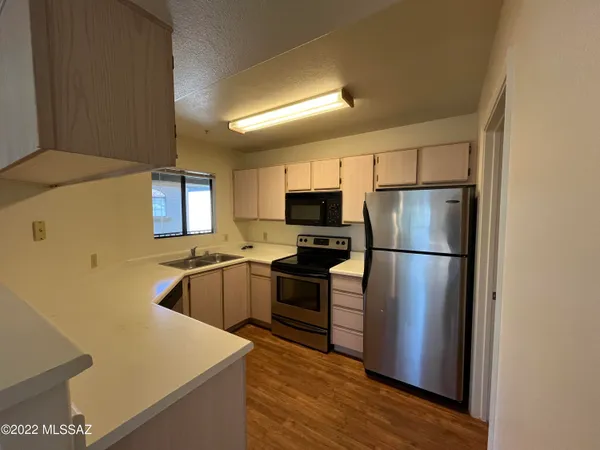 $1,500 | 5751 North Kolb Road, Unit 38204, Tucson, AZ 85750