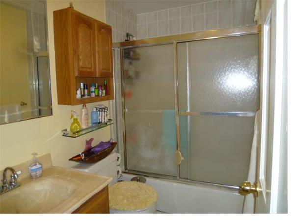 18 Hamilton Road, Unit 108 Arlington, MA 02474 - Photo 12 of 14 Gallery Image 12