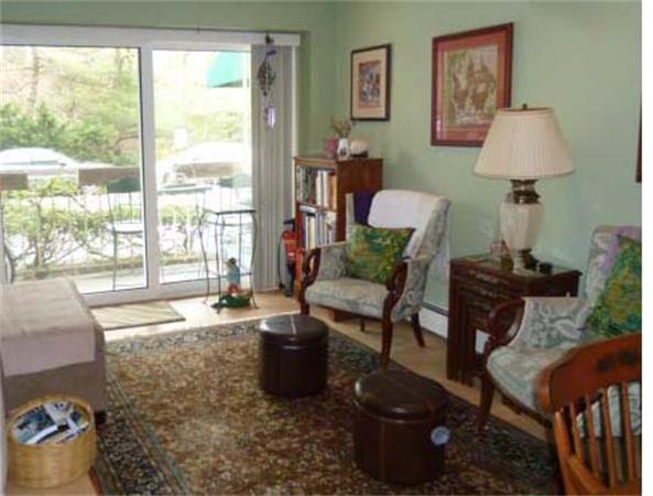 18 Hamilton Road, Unit 108 Arlington, MA 02474 - Photo 2 of 14 Gallery Image 2