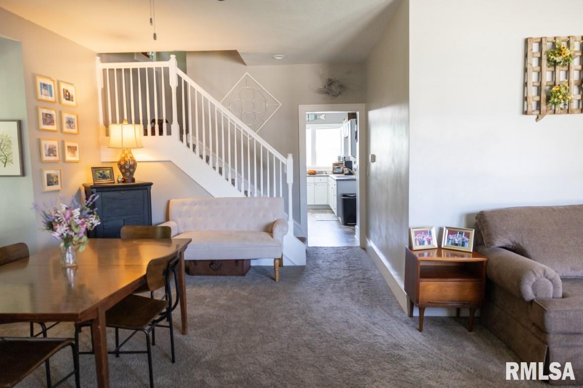 3415 Rockingham Road Davenport, IA 52802 - Photo 2 of 49 Gallery Image 2
