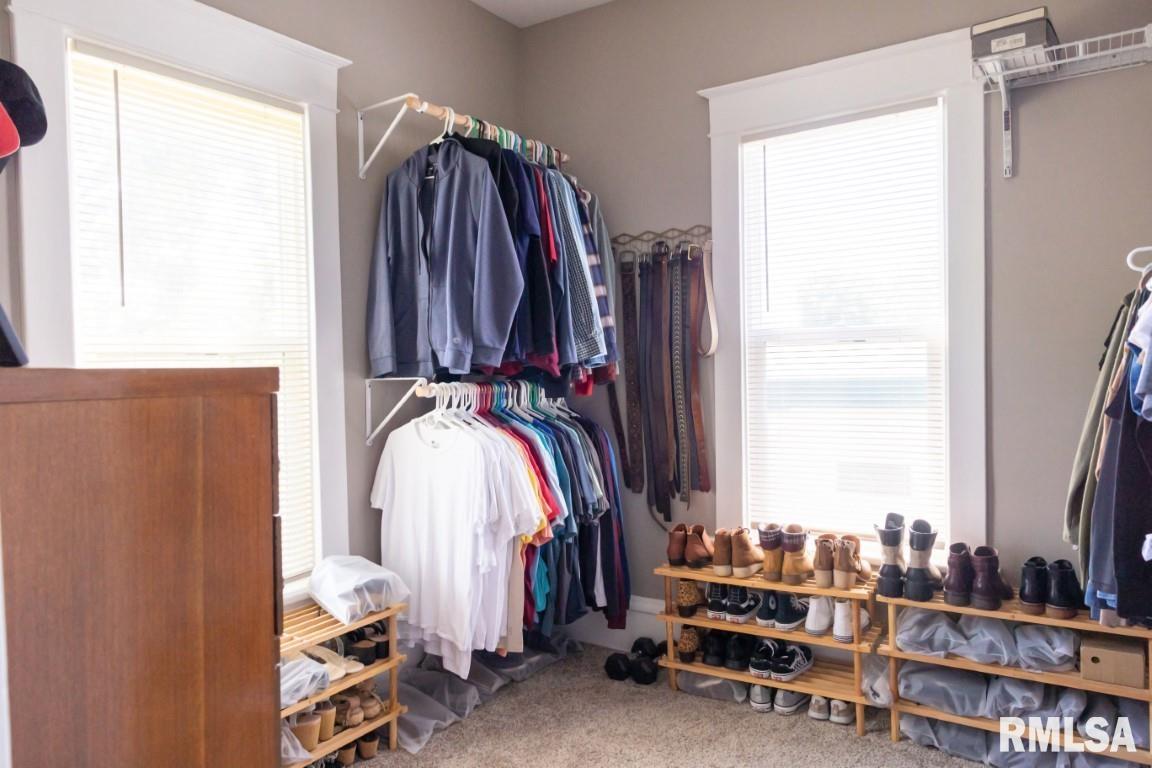 3415 Rockingham Road Davenport, IA 52802 - Photo 25 of 49 Gallery Image 25