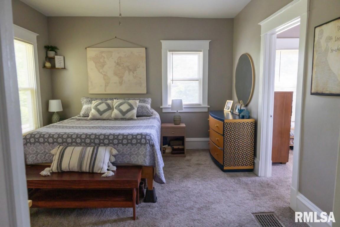 3415 Rockingham Road Davenport, IA 52802 - Photo 28 of 49 Gallery Image 28