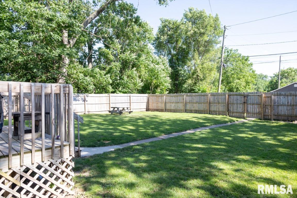 3415 Rockingham Road Davenport, IA 52802 - Photo 46 of 49 Gallery Image 46
