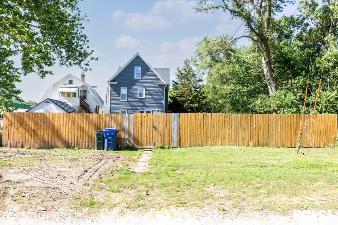 3415 Rockingham Road Davenport, IA 52802 - Photo 49 of 49 Gallery Image 49
