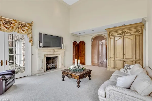$3,750,000 | 1100 Glen Oaks Drive, Hamptonville, NC 27020