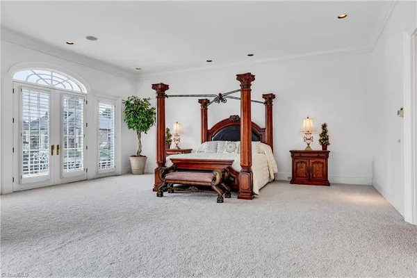 $3,750,000 | 1100 Glen Oaks Drive, Hamptonville, NC 27020