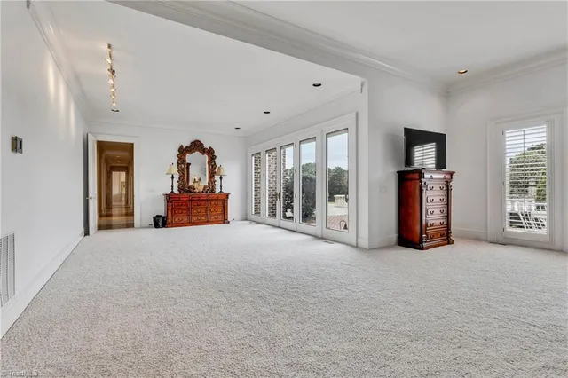 $3,750,000 | 1100 Glen Oaks Drive, Hamptonville, NC 27020