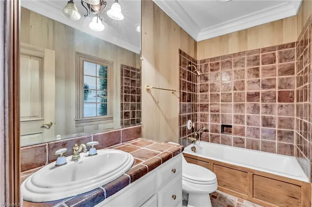 $3,750,000 | 1100 Glen Oaks Drive, Hamptonville, NC 27020