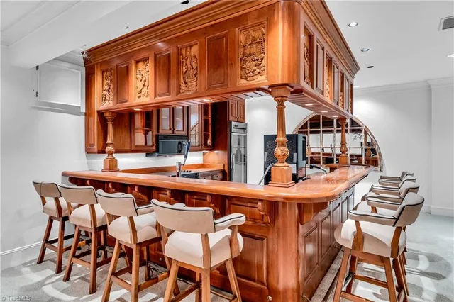 $3,750,000 | 1100 Glen Oaks Drive, Hamptonville, NC 27020