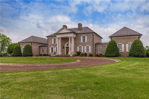 $3,750,000 | 1100 Glen Oaks Drive, Hamptonville, NC 27020