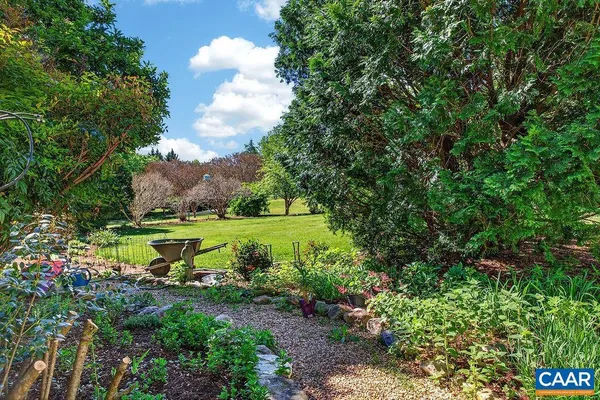 $625,000 | 946 Stoney Creek East, Nellysford, VA 22958