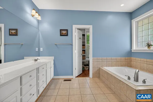 $625,000 | 946 Stoney Creek East, Nellysford, VA 22958