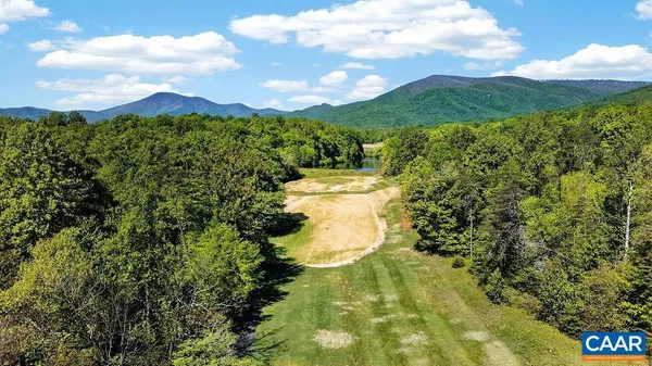 $625,000 | 946 Stoney Creek East, Nellysford, VA 22958