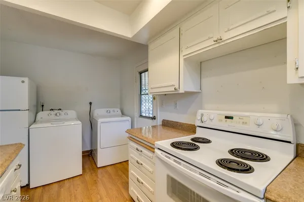 $1,475 | 427 South Tonopah Drive, Las Vegas, NV 89106