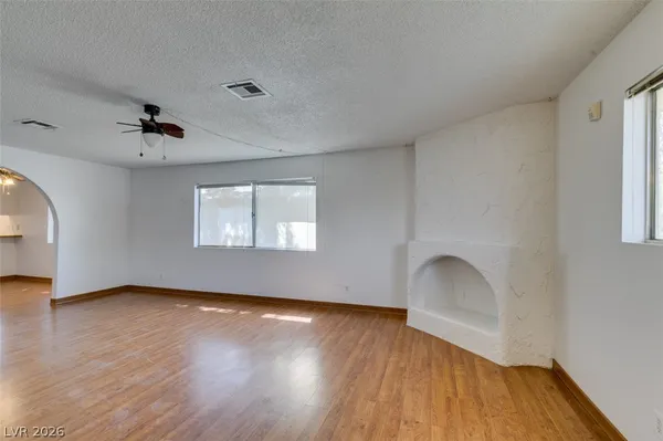 $1,475 | 427 South Tonopah Drive, Las Vegas, NV 89106