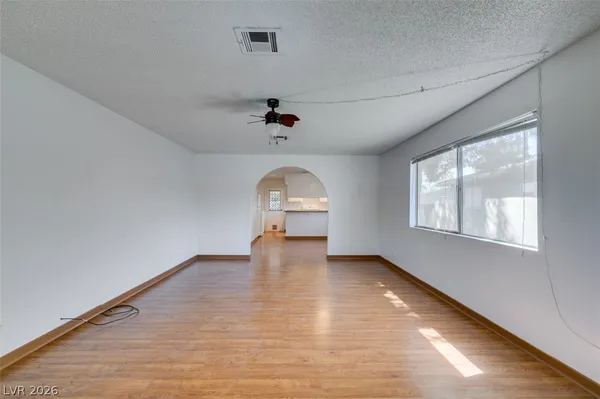 $1,475 | 427 South Tonopah Drive, Las Vegas, NV 89106