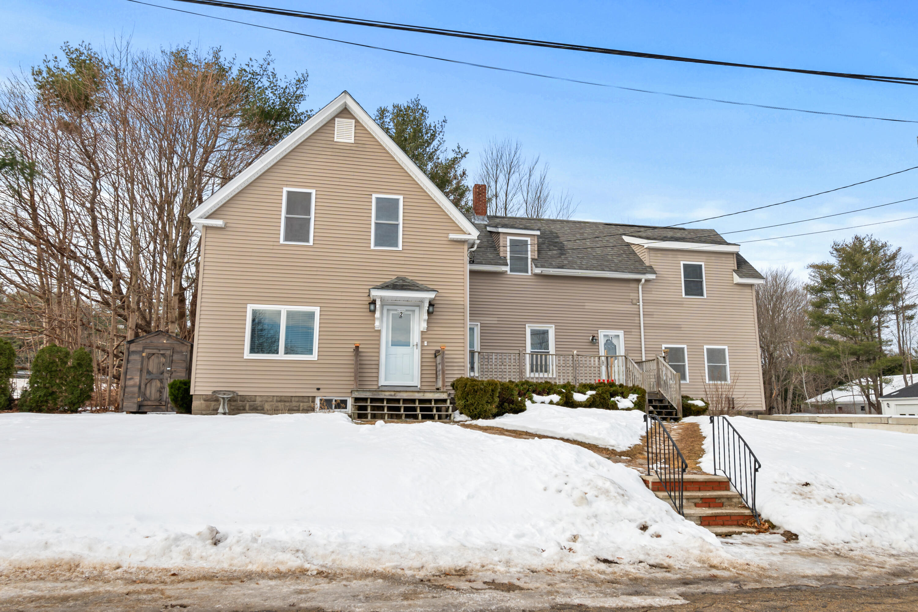659 Pleasant Street Lewiston, ME 04240 - Photo 2 of 33 659 Pleasant St (5)
