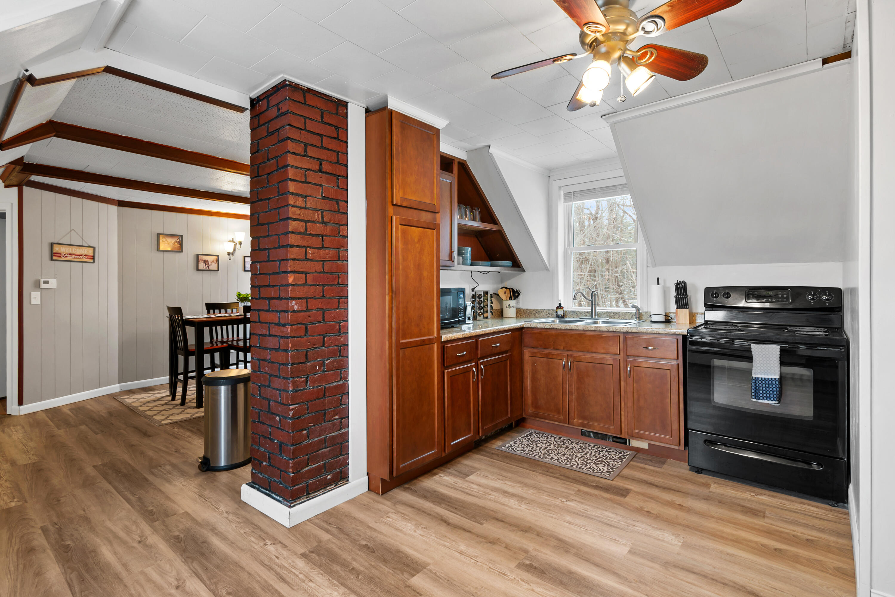 659 Pleasant Street Lewiston, ME 04240 - Photo 24 of 33 659 Pleasant St Unit 2 (8)