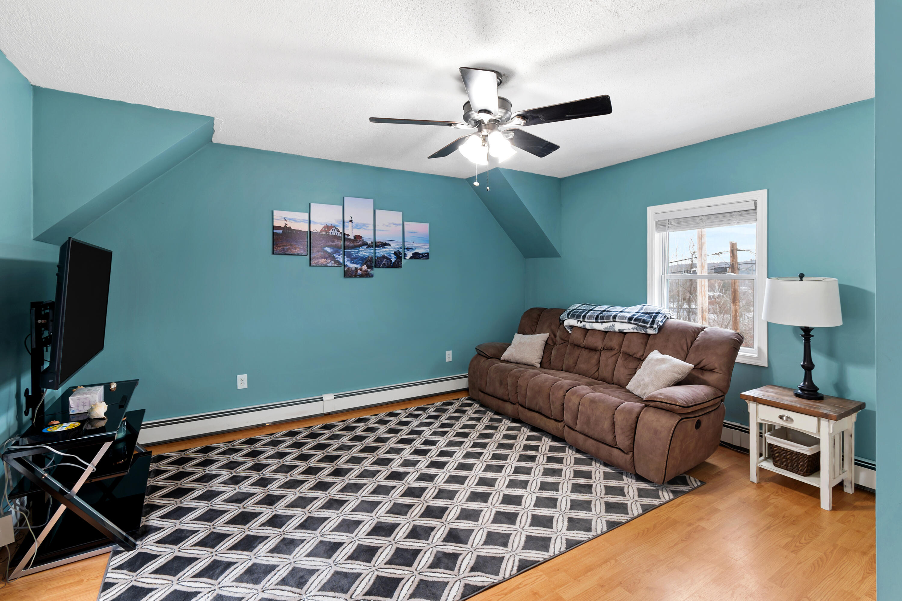 659 Pleasant Street Lewiston, ME 04240 - Photo 30 of 33 659 Pleasant St Unit 2 (10)